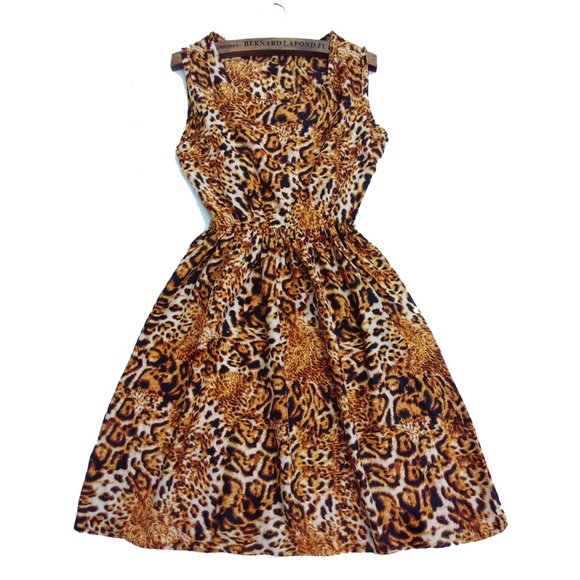 summer leopard print boho dress - nwot - Picture 3 of 4
